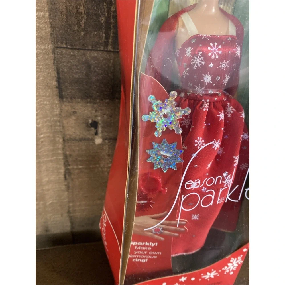 Barbie Doll Season's Sparkle Make your Own Ring Christmas 2001 Vtg Snowflake New